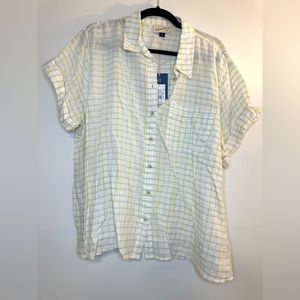 Universal Thread Button Down